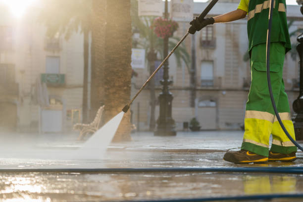 Best Commercial Pressure Washing in Swisher, IA